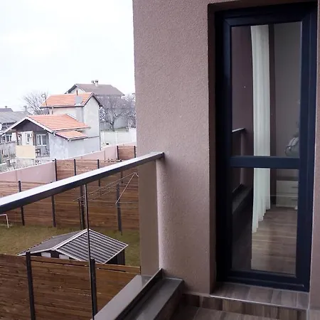 ≋ Boutique Gardens ≋ Private Family House Feriehus Varna